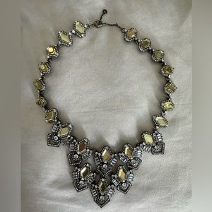 Baublebar Art Deco Bib with dust bag